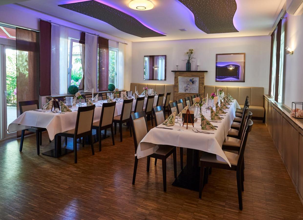 Hotel Restaurant Lindenhof Biblis Екстер'єр фото